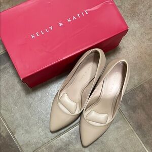 Kelly & Katie Beige Heels